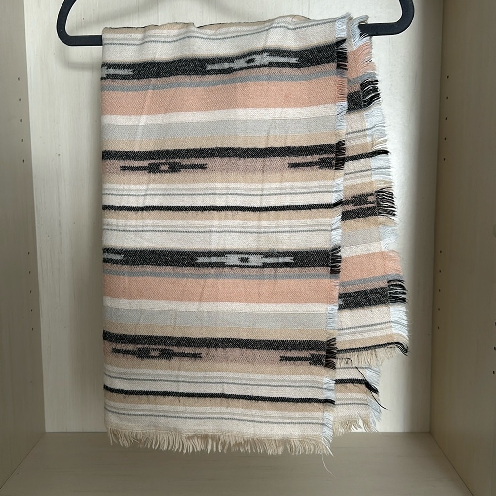 BCBGeneration multicolor scarf